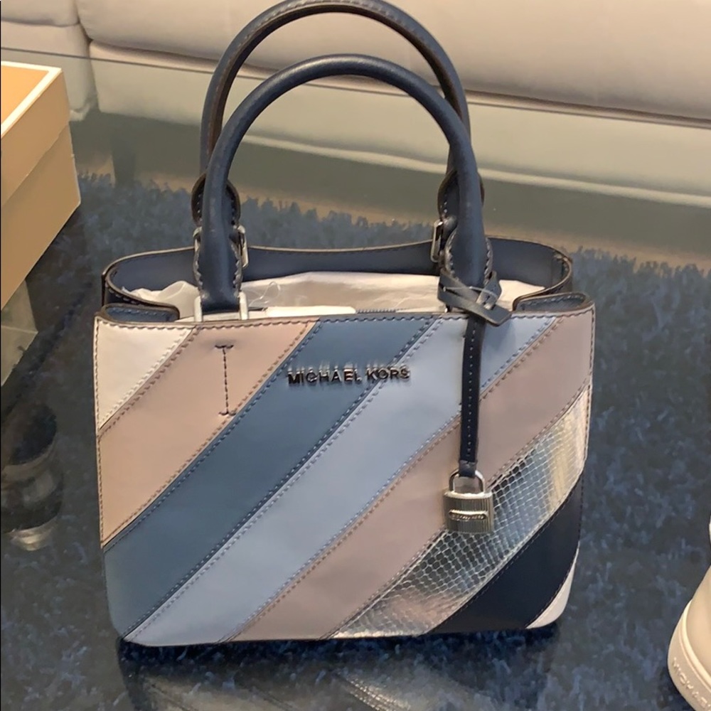 NEW Michael Kors leather purse